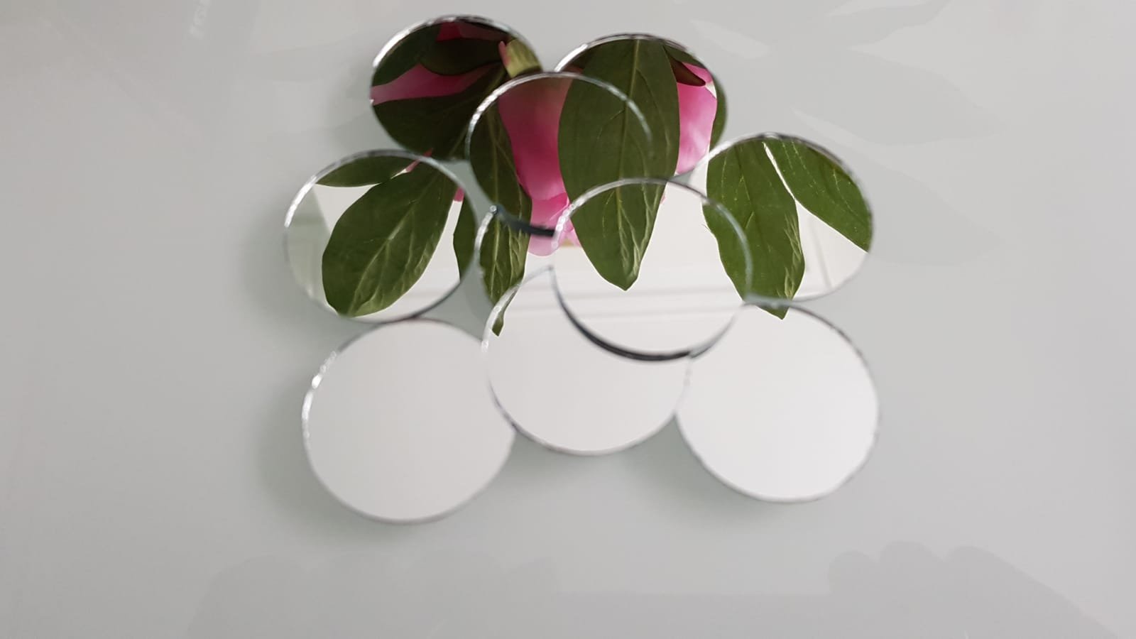 20 # Glass Silver Mirror approx 29 mm round for embroidery.